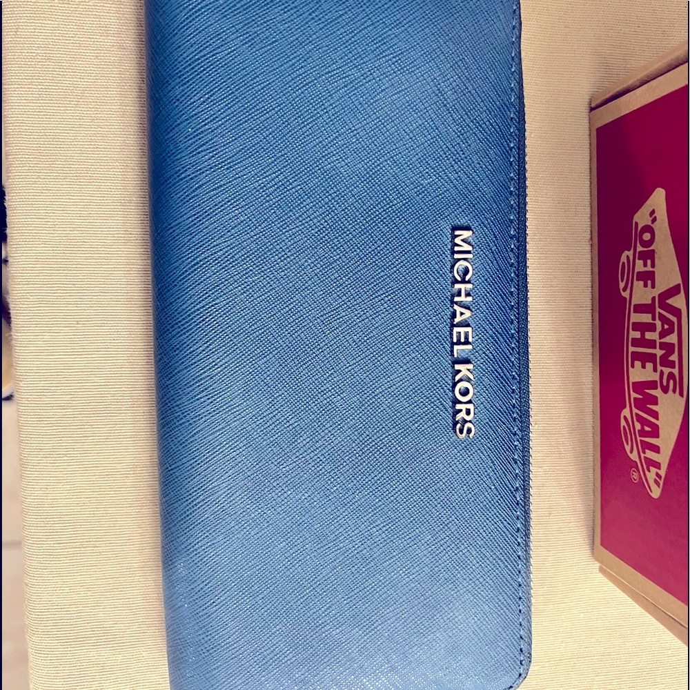 Michael Kors authentic Wallet